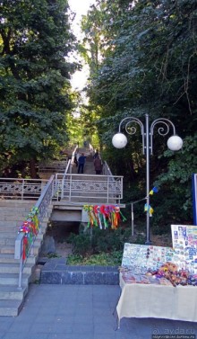 Здесь и видно, здесь и слышно как ревет ревущий