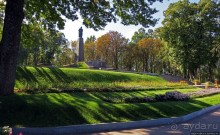 Здесь и видно, здесь и слышно как ревет ревущий