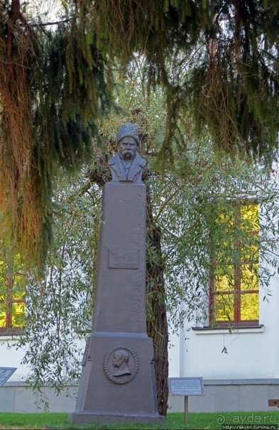 Здесь и видно, здесь и слышно как ревет ревущий