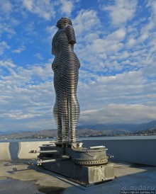 Предзимнее настроение Батумского порта