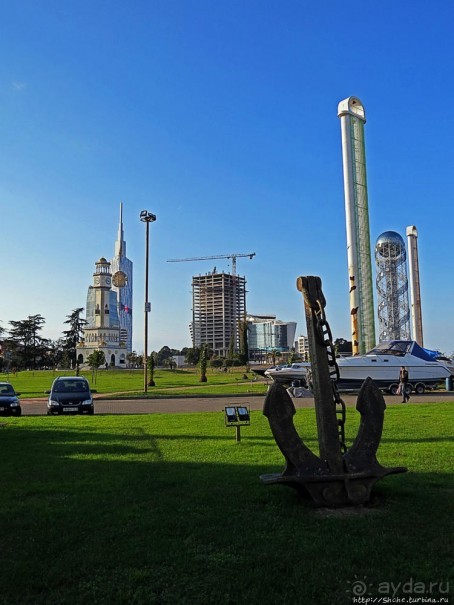 Предзимнее настроение Батумского порта