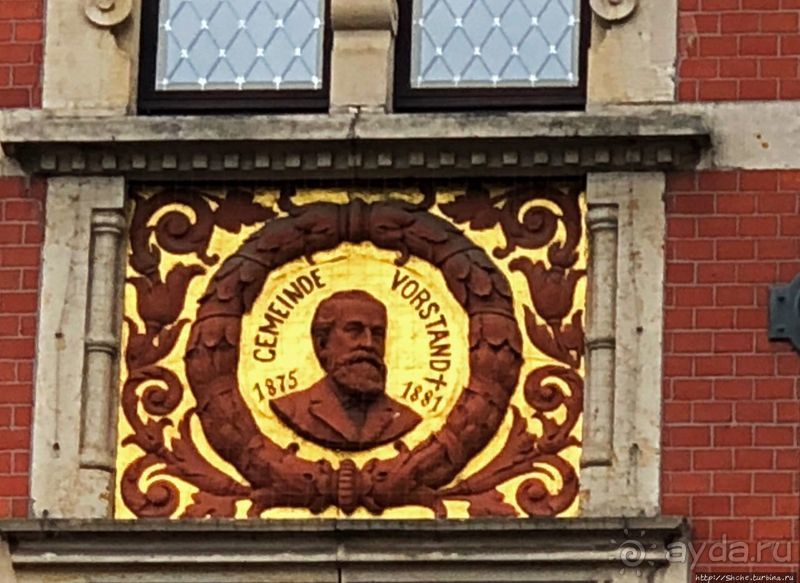 Неоренесансная ратуша Пишена, сейчас уже района Дрездена