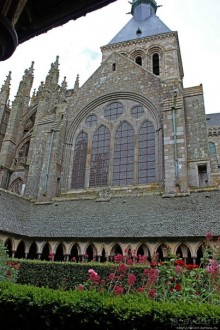 Аббатство св. Михаила — художественный и инженерный шедевр