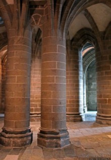 Аббатство св. Михаила — художественный и инженерный шедевр