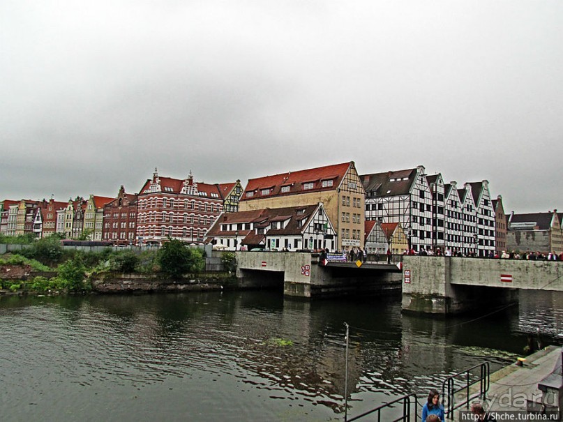 На берегах реки Мотлава