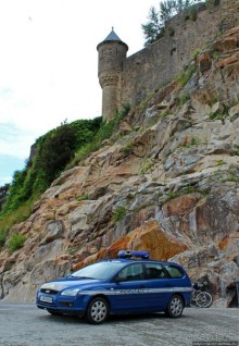 Красавица, что манит близостью и дразнит недоступностью