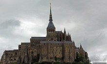 Красавица, что манит близостью и дразнит недоступностью