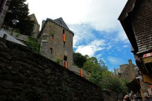 Красавица, что манит близостью и дразнит недоступностью