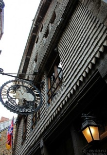 Красавица, что манит близостью и дразнит недоступностью