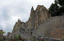 Красавица, что манит близостью и дразнит недоступностью