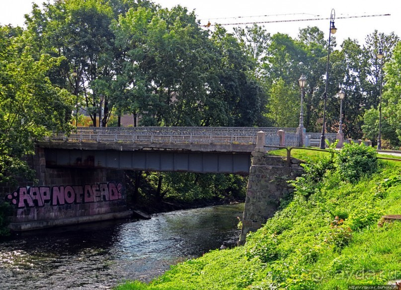 Республика Ужупис — Не побеждай Не защищайся Не сдавайся