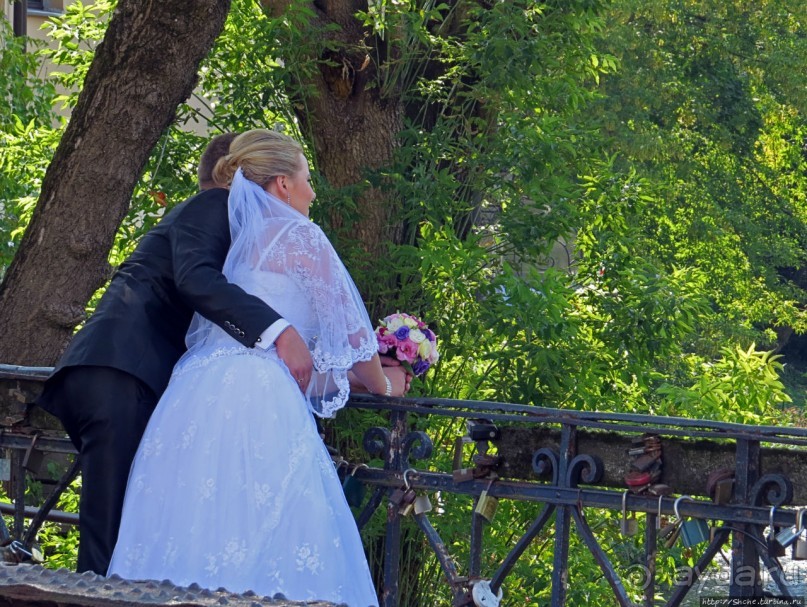 Республика Ужупис — Не побеждай Не защищайся Не сдавайся