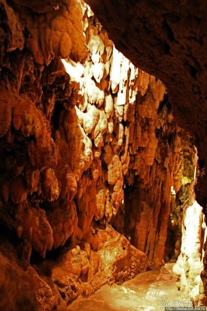 Компактная и неожиданная пещера Kattarаkton