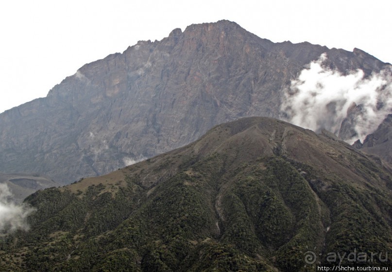 Little Meru — первая вершина