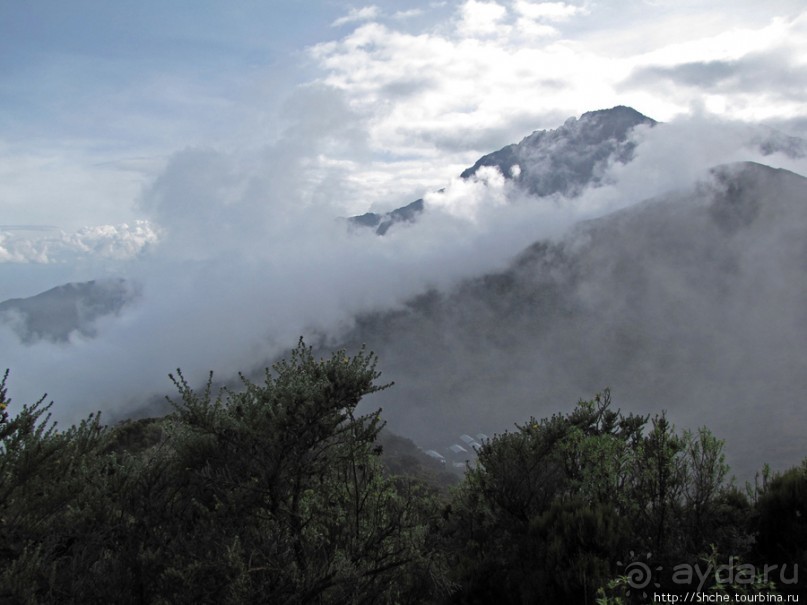 Little Meru — первая вершина