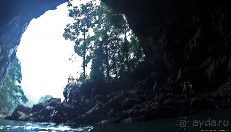 Полые скалы Вьетнама Ken Cave — по стопам National Geografic