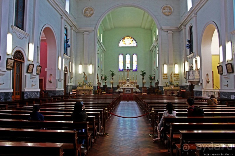 Кафедральный собор и Кафедральная площадь в Макао