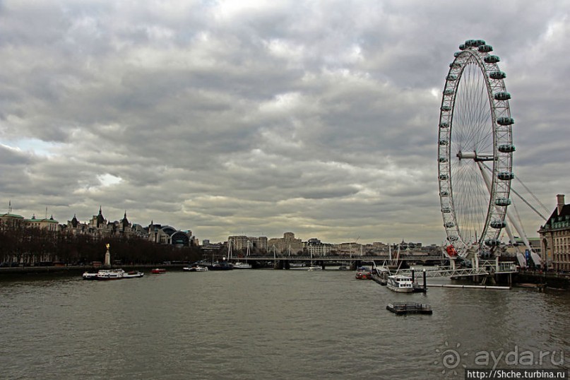 " Темза, сэр!" — лондонский вариант. Меж двух мостов
