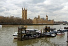 " Темза, сэр!" — лондонский вариант. Меж двух мостов