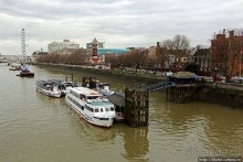 " Темза, сэр!" — лондонский вариант. Меж двух мостов