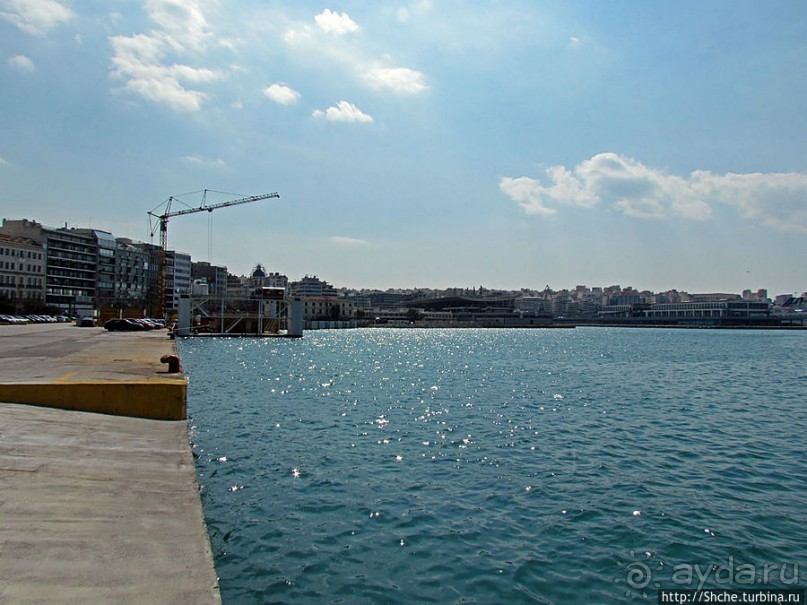 Морские ворота Греции — большой порт в Пирее