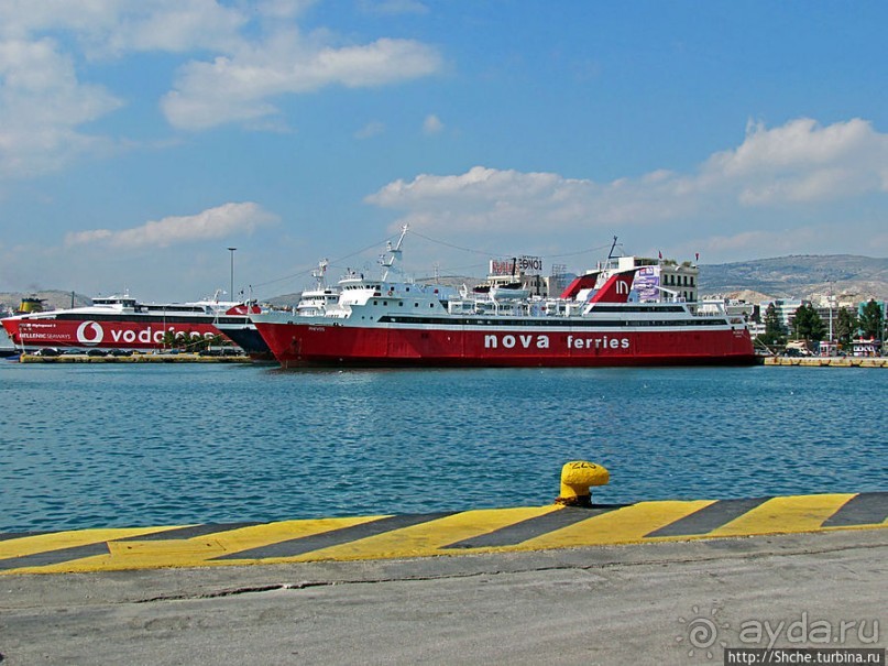 Морские ворота Греции — большой порт в Пирее