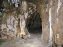 "Тюрьма Сократа" на холме Филопаппос