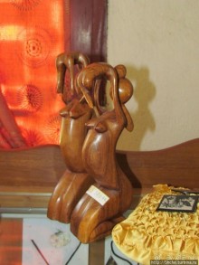 Отведали лягушечьи лапки во французском ресторане-отеле