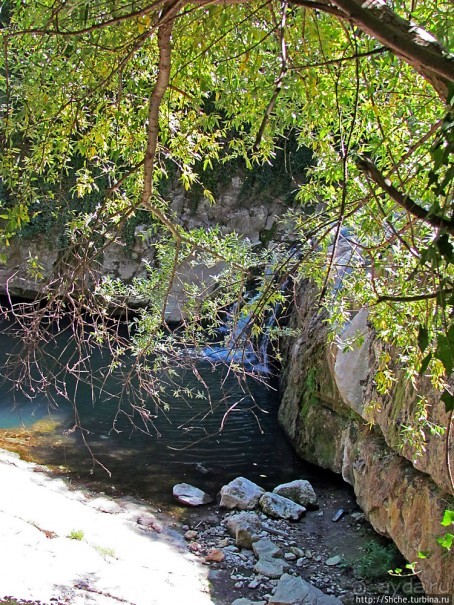 По каньонам рек Андака и Дряновска к пещере "Бачо Киро"
