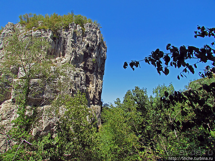 По каньонам рек Андака и Дряновска к пещере "Бачо Киро"