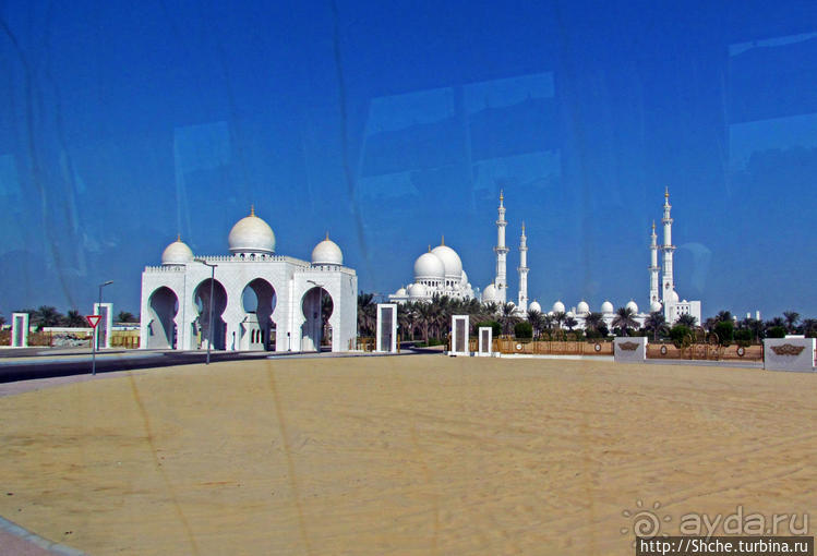 Однодневная автобусная экскурсия в Абу-Даби
