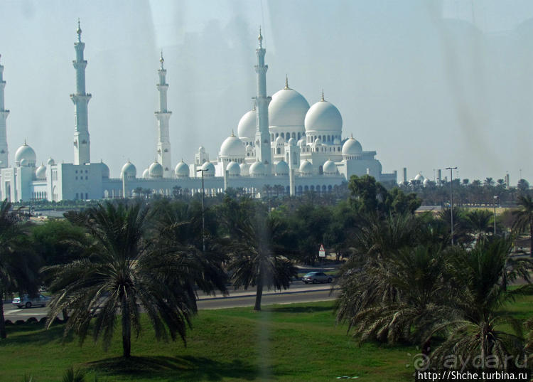 Однодневная автобусная экскурсия в Абу-Даби