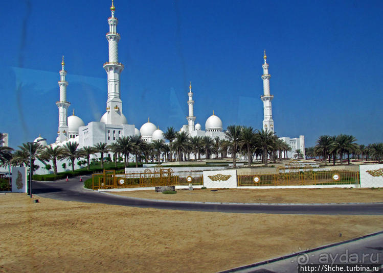 Однодневная автобусная экскурсия в Абу-Даби