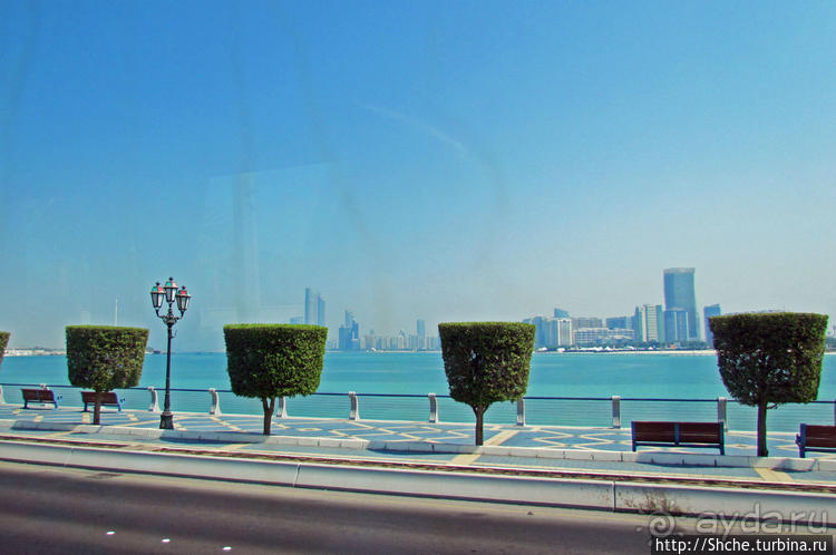 Однодневная автобусная экскурсия в Абу-Даби