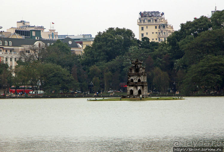 Хоанкьем — Озеро Возвращенного меча и его легенда