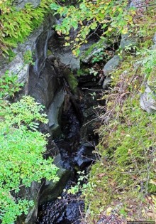 В гостях у Радуги. Вода мрамор точит