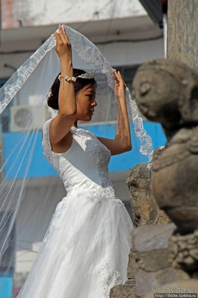 "Люблю рассматривать чужих невест..." Лалитпур, Непал