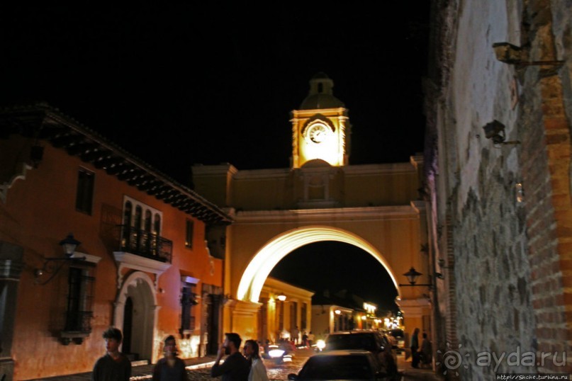 Ночные города. Антигуа Гватемальский — короткое знакомство