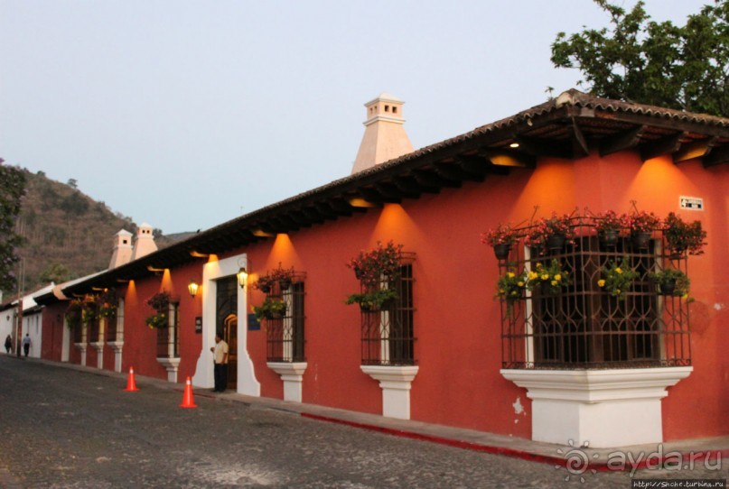 Ночные города. Антигуа Гватемальский — короткое знакомство