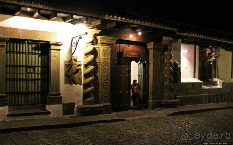 Ночные города. Антигуа Гватемальский — короткое знакомство