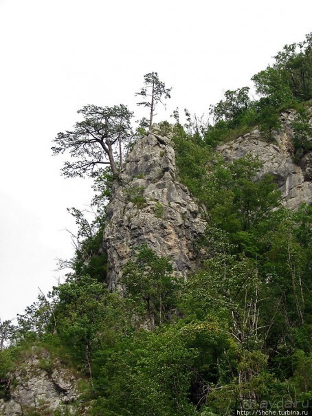 Грандиозный каньон реки Тара. Виды с воды