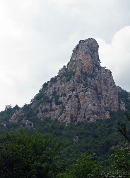 Грандиозный каньон реки Тара. Виды с воды