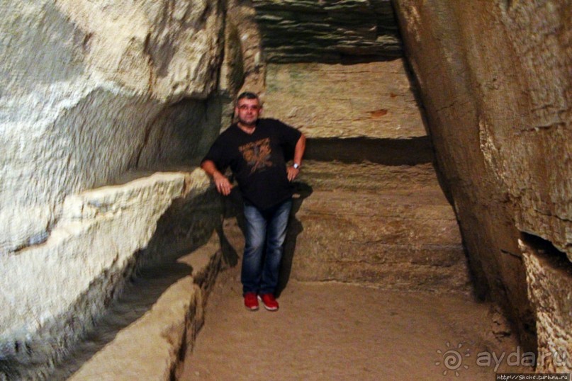 Альбом отзыва "Языческий скальный храм с уникальным барельефом в Буше"