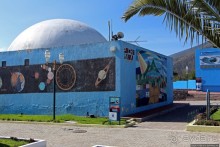 "Середина Мира", или памятник экватору