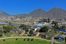 "Середина Мира", или памятник экватору