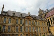 Реймс — размышления в (о) городе королей и шампанского