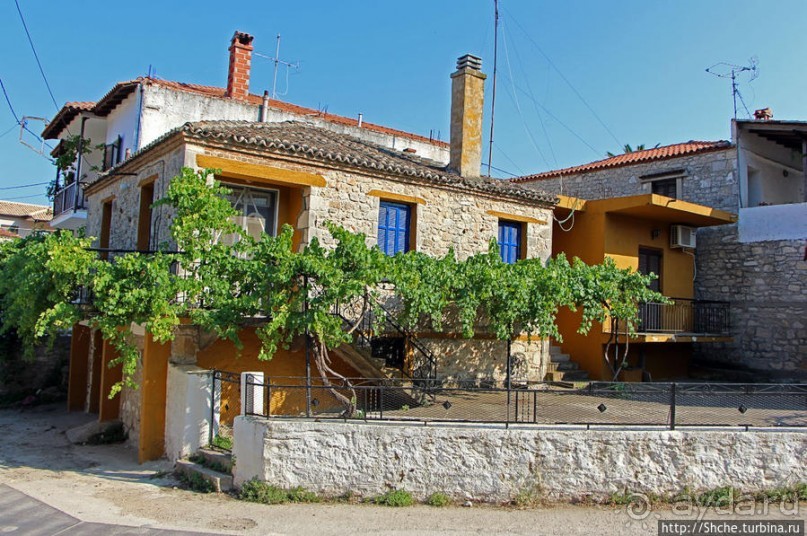 Афитос — историческая деревня, сохранившая самобытность