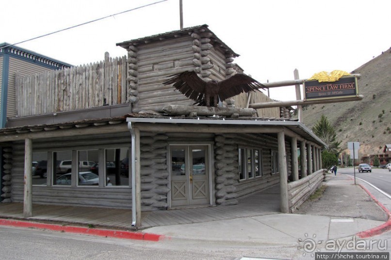 Не броско и стильно - Бродвей, главная улица города Джексон