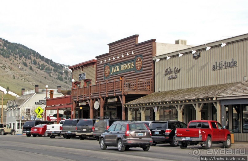 Не броско и стильно - Бродвей, главная улица города Джексон