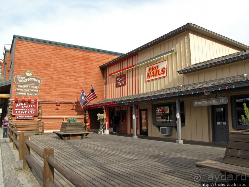 Не броско и стильно - Бродвей, главная улица города Джексон